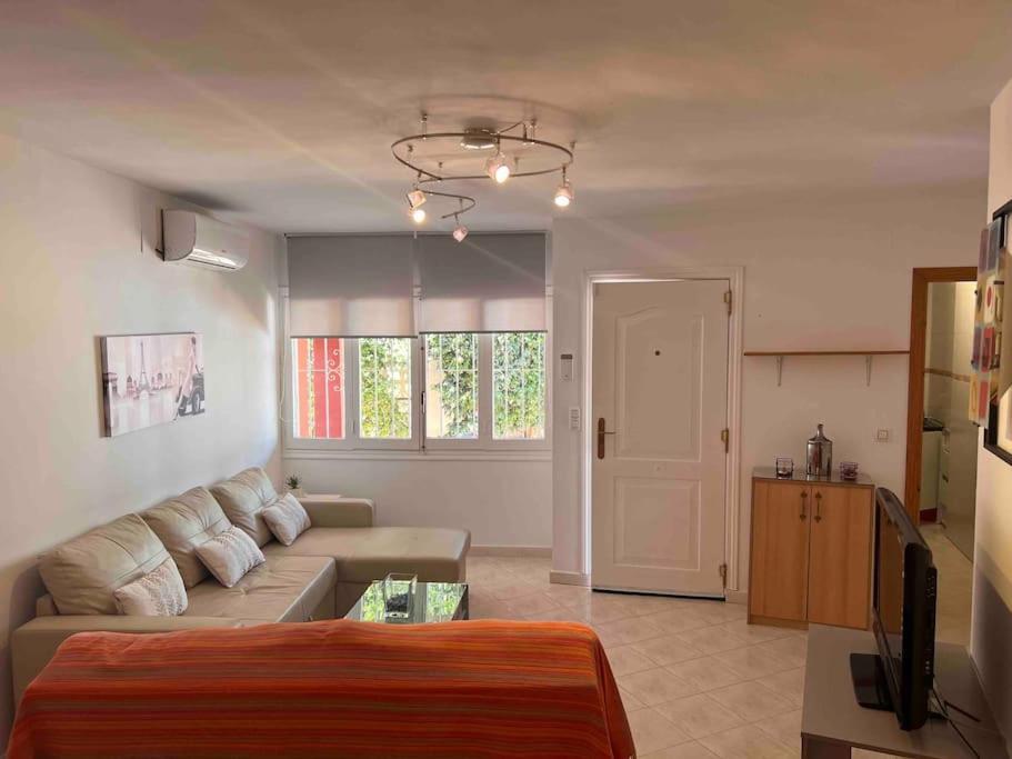 Bungalow In Calpe - Swimming Pool And Tennis Court מראה חיצוני תמונה